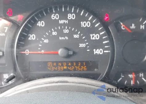 2004 Nissan Titan Se z USA, uszkodzony, nr VIN 1N6AA06A04N574640